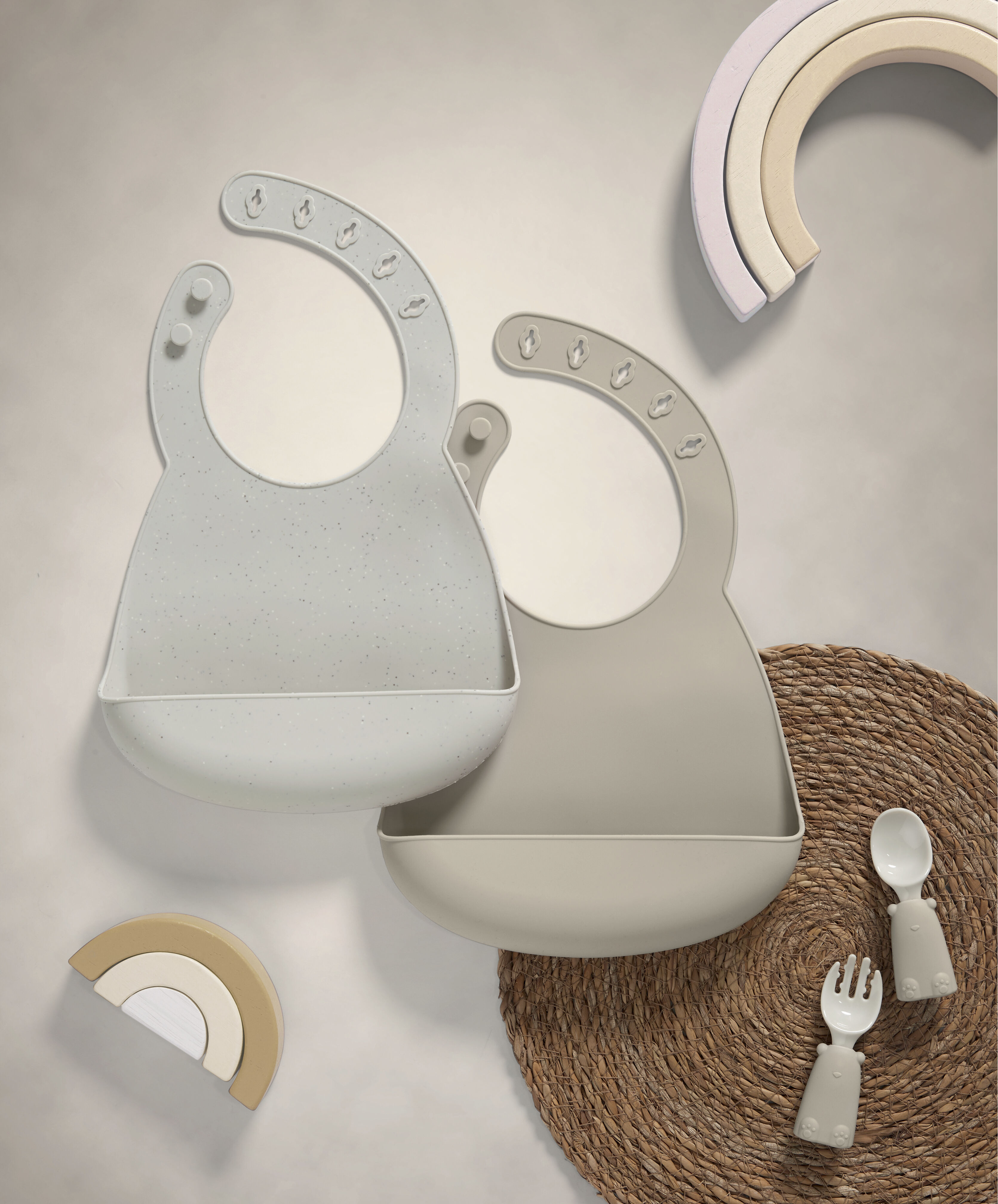 طقم صدريات سيليكون من قطعتين - لون محايد منقط