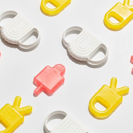 حلقة تسنين نوت تو كولد تو هولد من سيليكون خالٍ من مادة بيسفينول أ من فريدا بيبي حلقة تسنين نوت تو كولد تو هولد من سيليكون خالٍ من مادة بيسفينول أ من فريدا بيبي image number 5