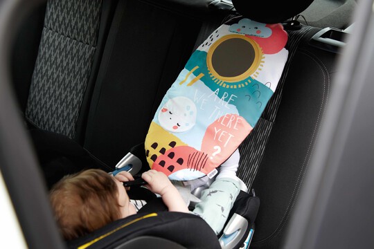 لعبة لوحة تسلية الطفل التفاعلية أثناء الرحلات بالسيارة بمرآة وخشخيشة image number 6