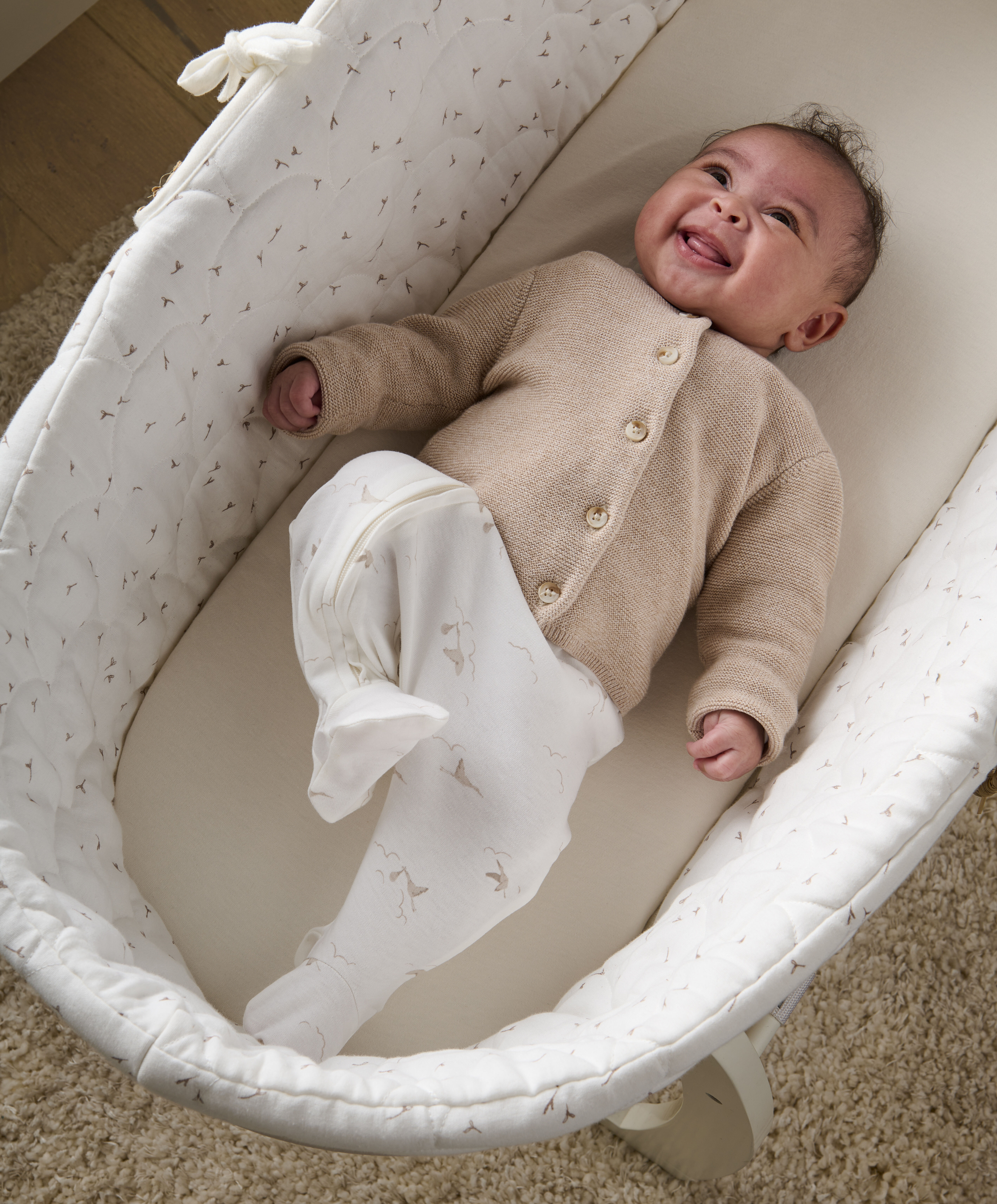 لباس الكل في واحد بسحّاب وطبعة طائر لقلق بالكامل image number 6