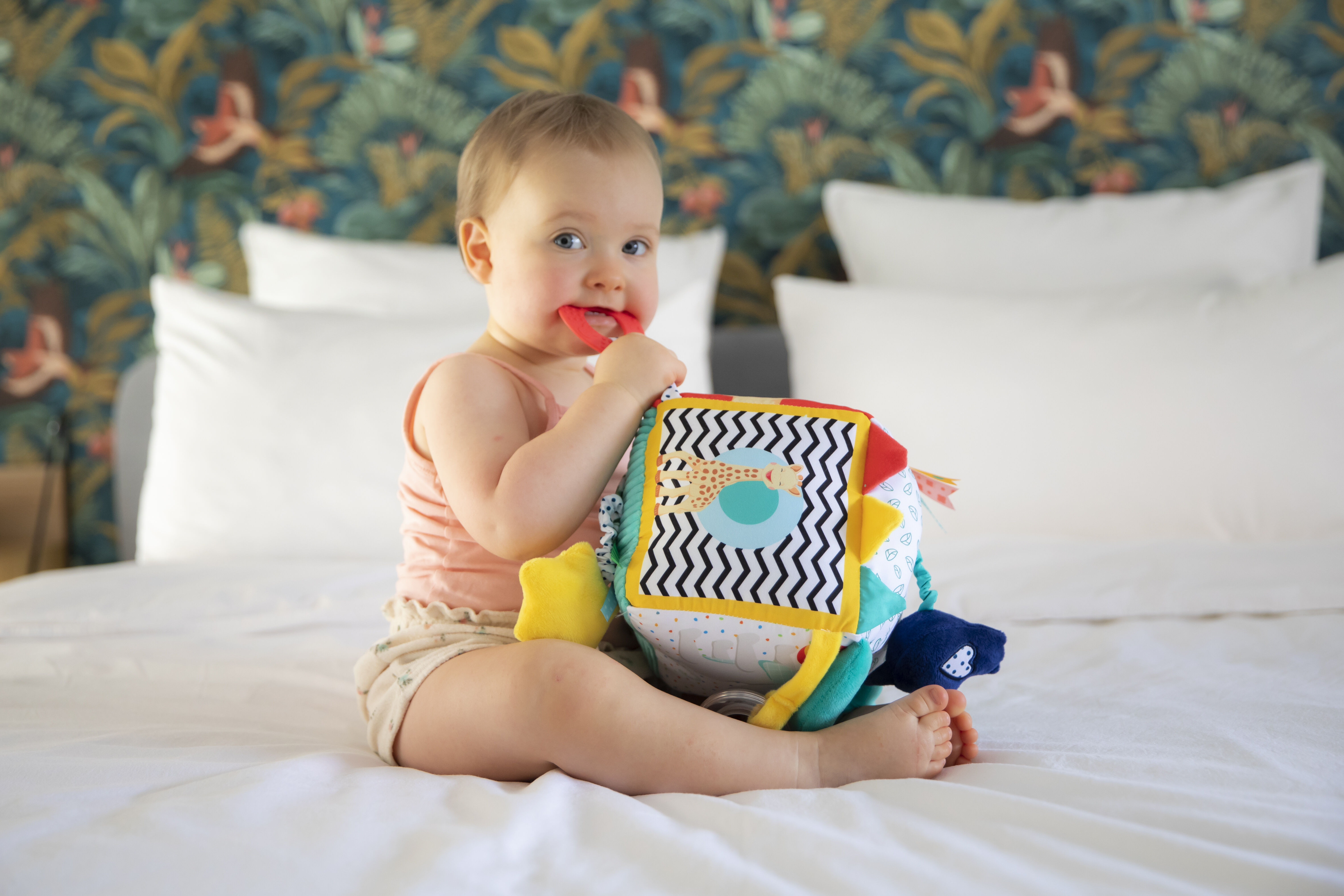 مكعب تحفيز الحواس فريش تاتش من صوفي لا جيراف image number 15