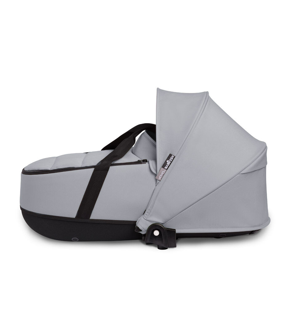 عربة أطفال بيبي زن يويو2 بهيكل أبيض ومهد محمول خفيف رمادي image number 4