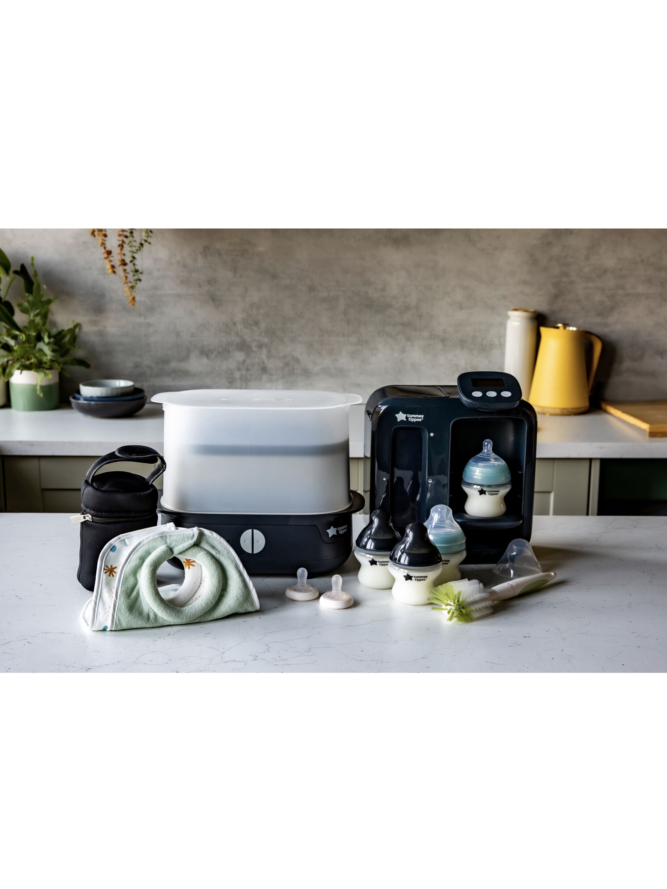 مجموعة الرضاعة ألتيميت فورميلا من تومي تيببي - أسود image number 3