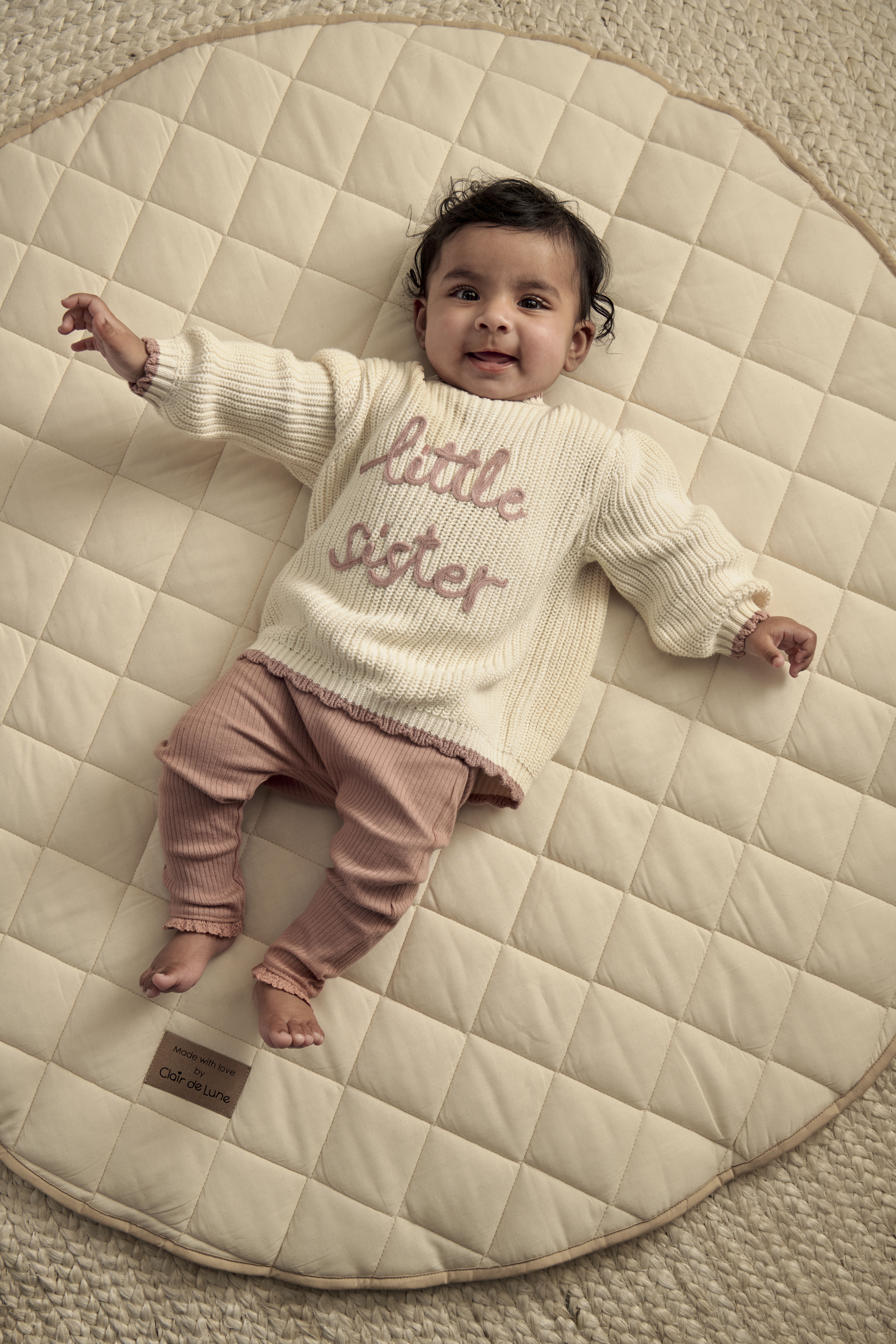 كنزة بتطريز "ليتل سيستر" image number 1