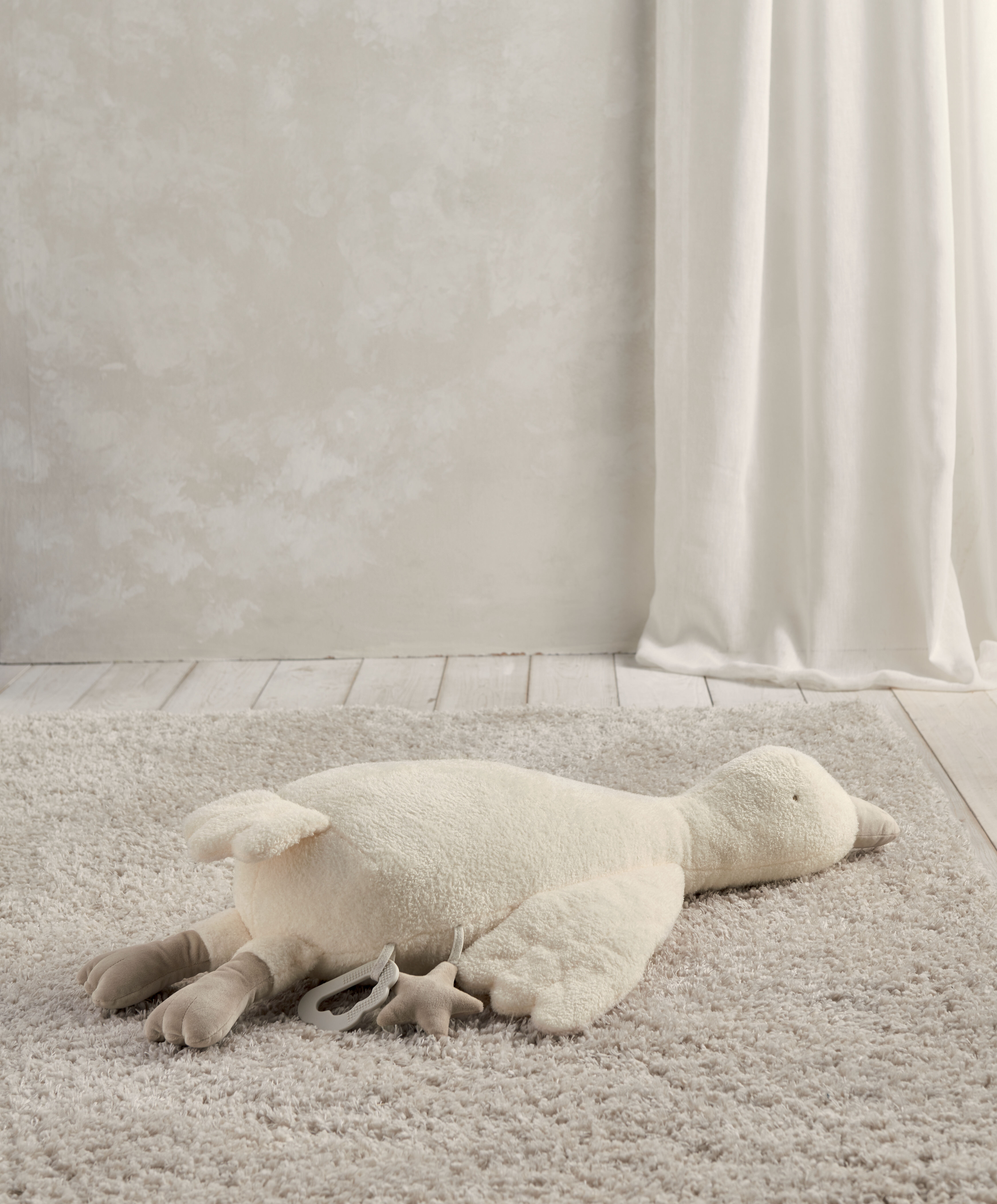 لعبة لأوقات الاستلقاء على البطن بتصميم بطة - ويلكم تو ذا وورلد داكلينج