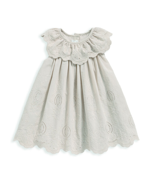 فستان بتطريزات إنجليزية فستان بتطريزات إنجليزية image number 2