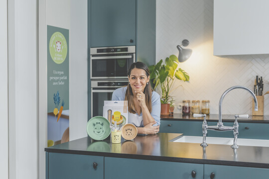 مجموعة أدوات طعام سيليكون إل ايتيه اون فوا من صوفي لا جيراف مجموعة أدوات طعام سيليكون إل ايتيه اون فوا من صوفي لا جيراف image number 10