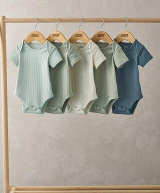 طقم ألبسة قطعة واحدة مضلعة بأكمام قصيرة بلون أزرق - 5 قطع طقم ألبسة قطعة واحدة مضلعة بأكمام قصيرة بلون أزرق - 5 قطع