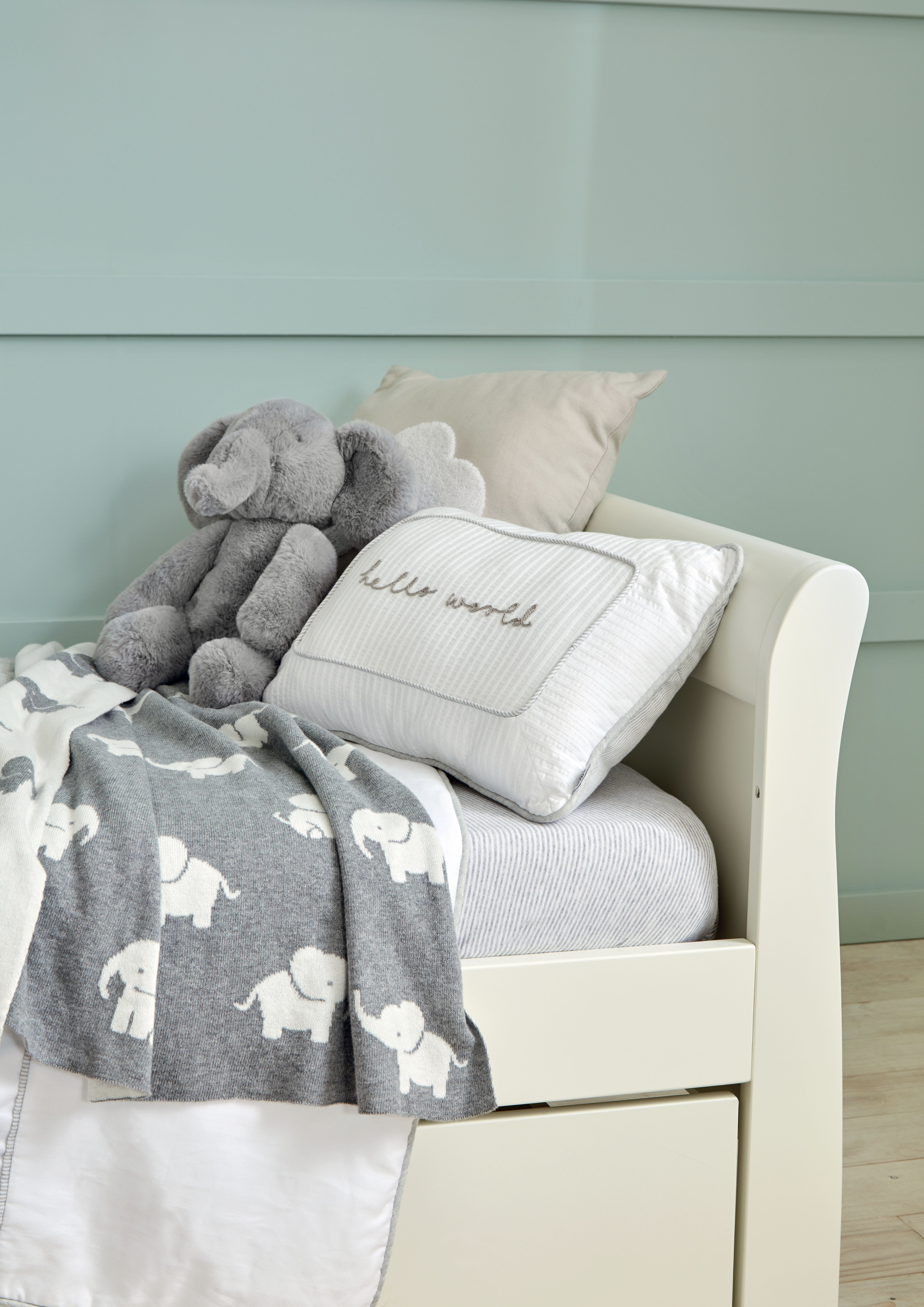 مهد ميا بتصميم زلاجة - أبيض image number 3