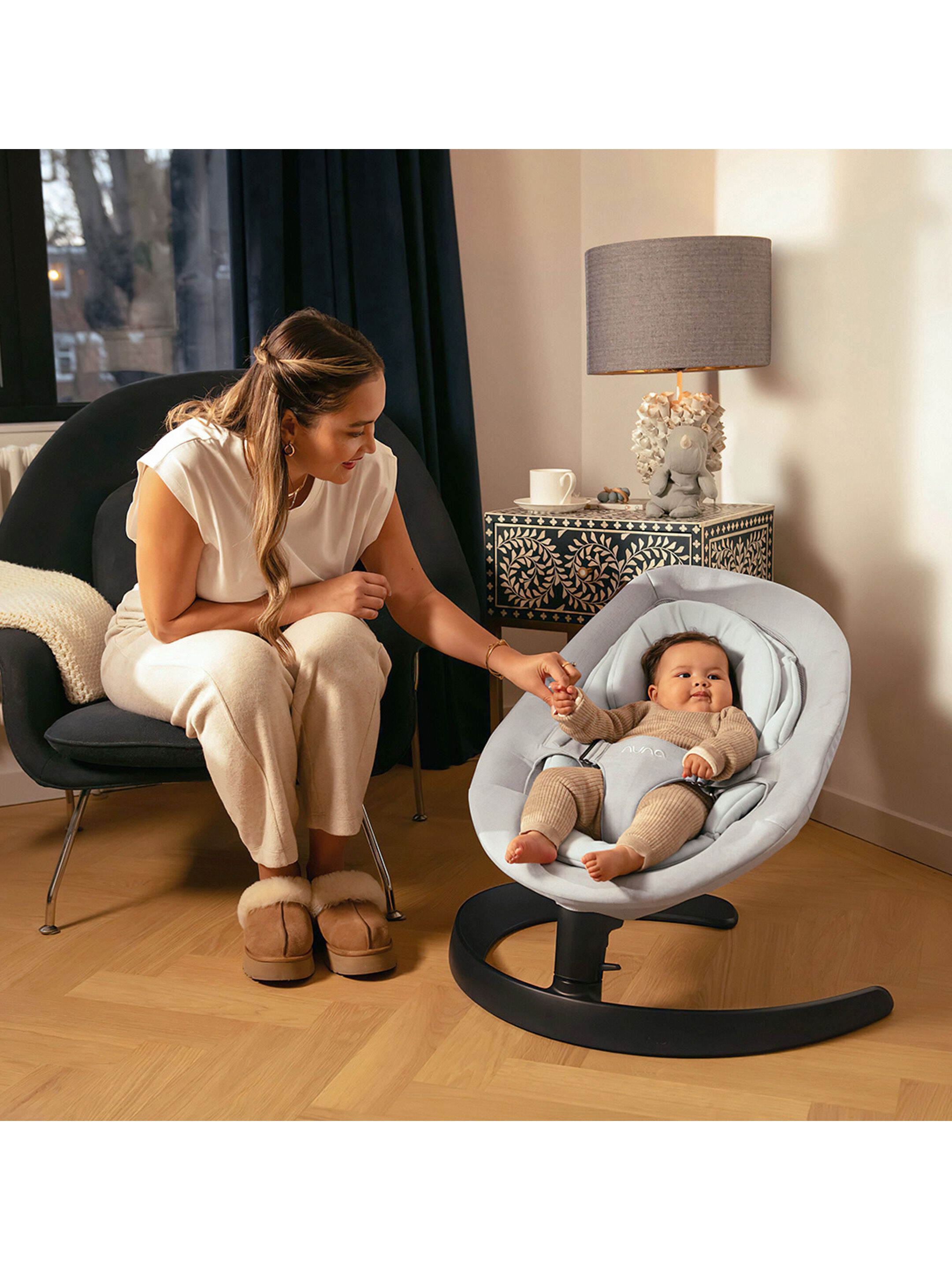 كرسي نونا هزاز مع شريط ألعاب، ثايم image number 1