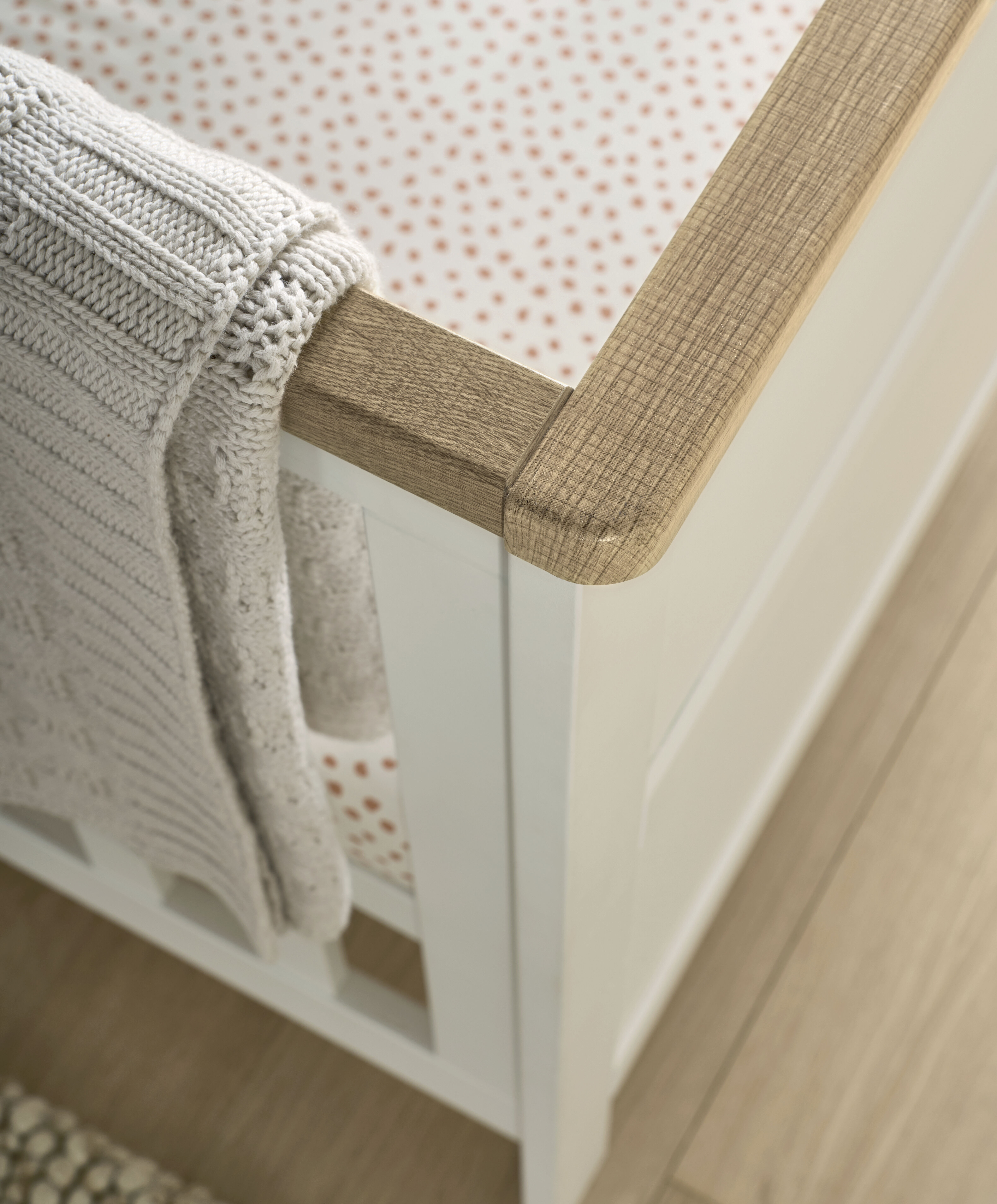 سرير أطفال ويدمور - أبيض / أوك image number 2