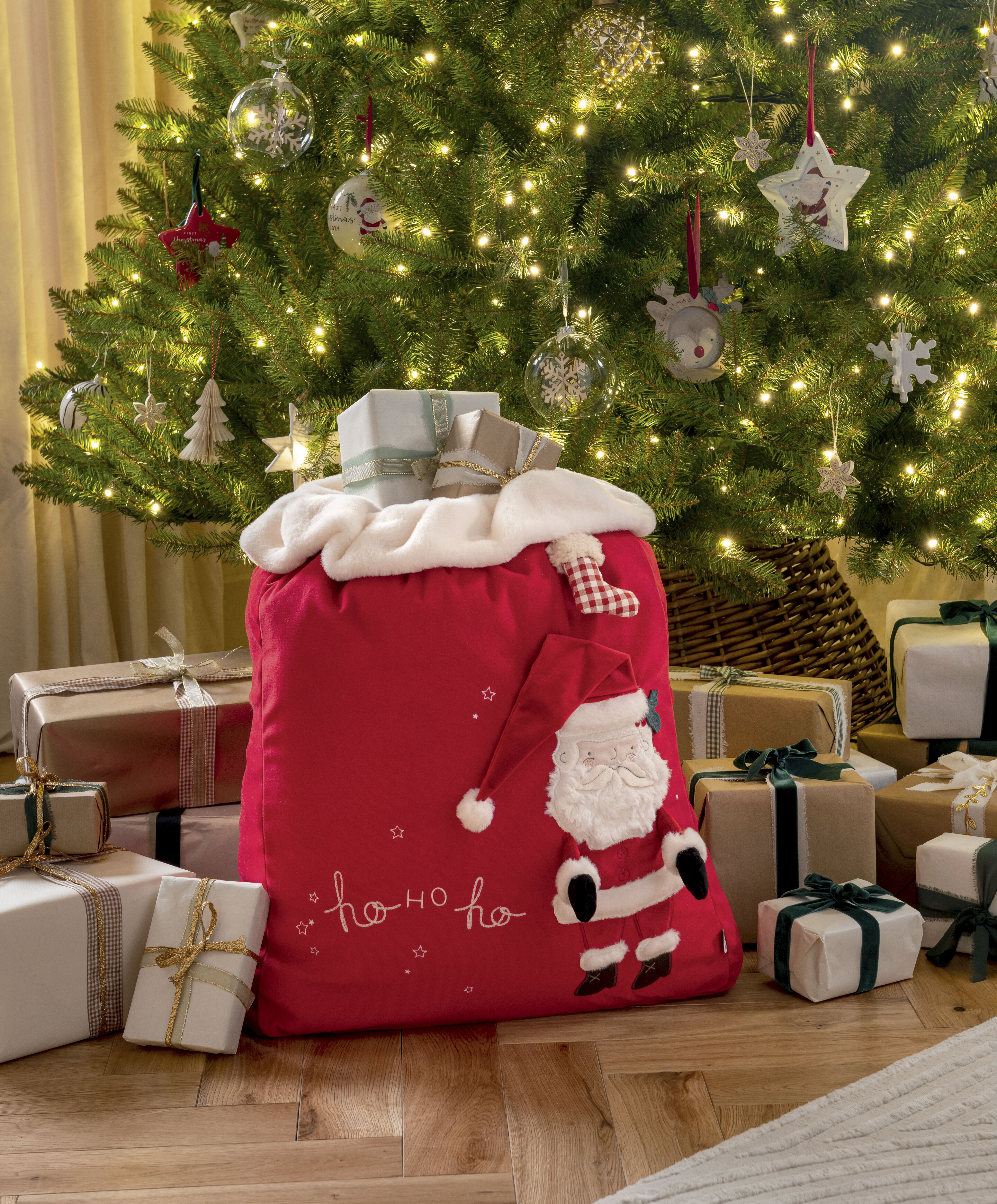 كيس هدايا كبير - تصميم سانتا 2024 image number 1
