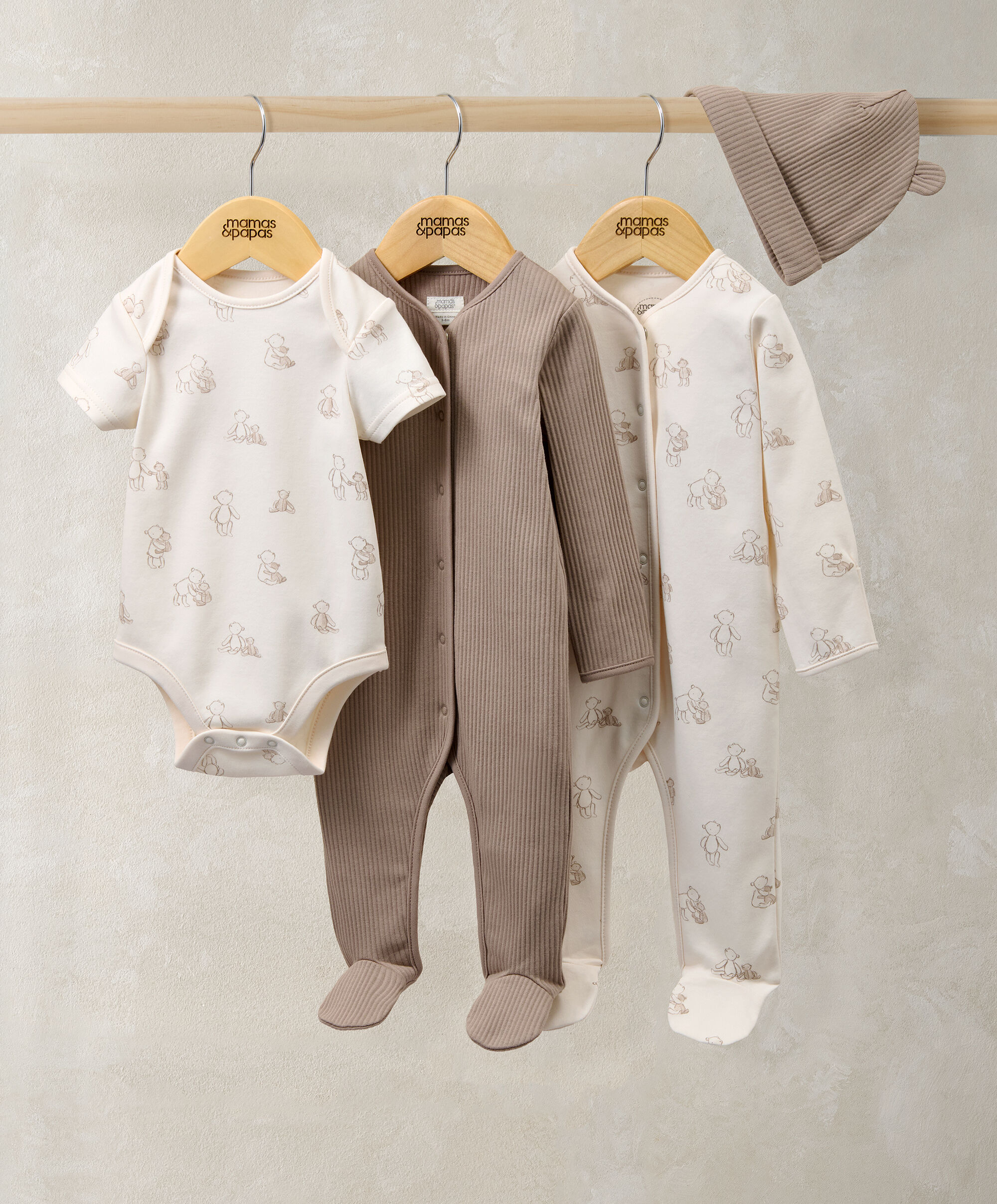 طقم مزين بنقشة الدب تيدي، 4 قطع image number 1