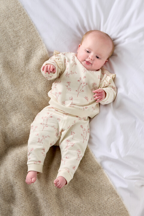 طقم سويت شيرت ولغينغز - قطعتان طقم سويت شيرت ولغينغز - قطعتان image number 6