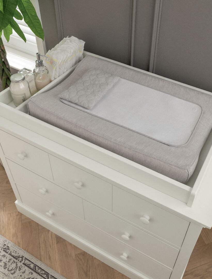 خزانة ووحدة تغيير للأطفال أكسفورد خشب 6 أدراج - أبيض image number 4