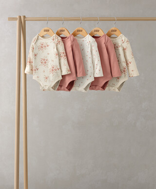 طقم لباس قطعة واحدة بأكمام طويلة ونقشة زهور - 5 قطع طقم لباس قطعة واحدة بأكمام طويلة ونقشة زهور - 5 قطع