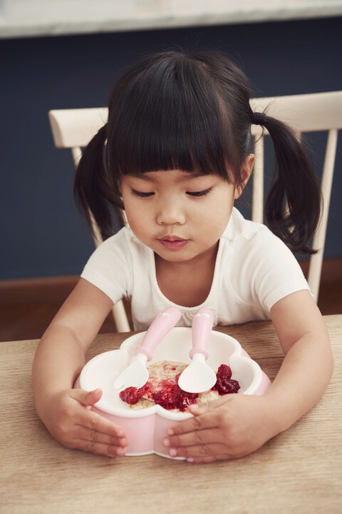 طقم أدوات طعام للأطفال من بيبي بيورن - 4 قطع طقم أدوات طعام للأطفال من بيبي بيورن - 4 قطع image number 2