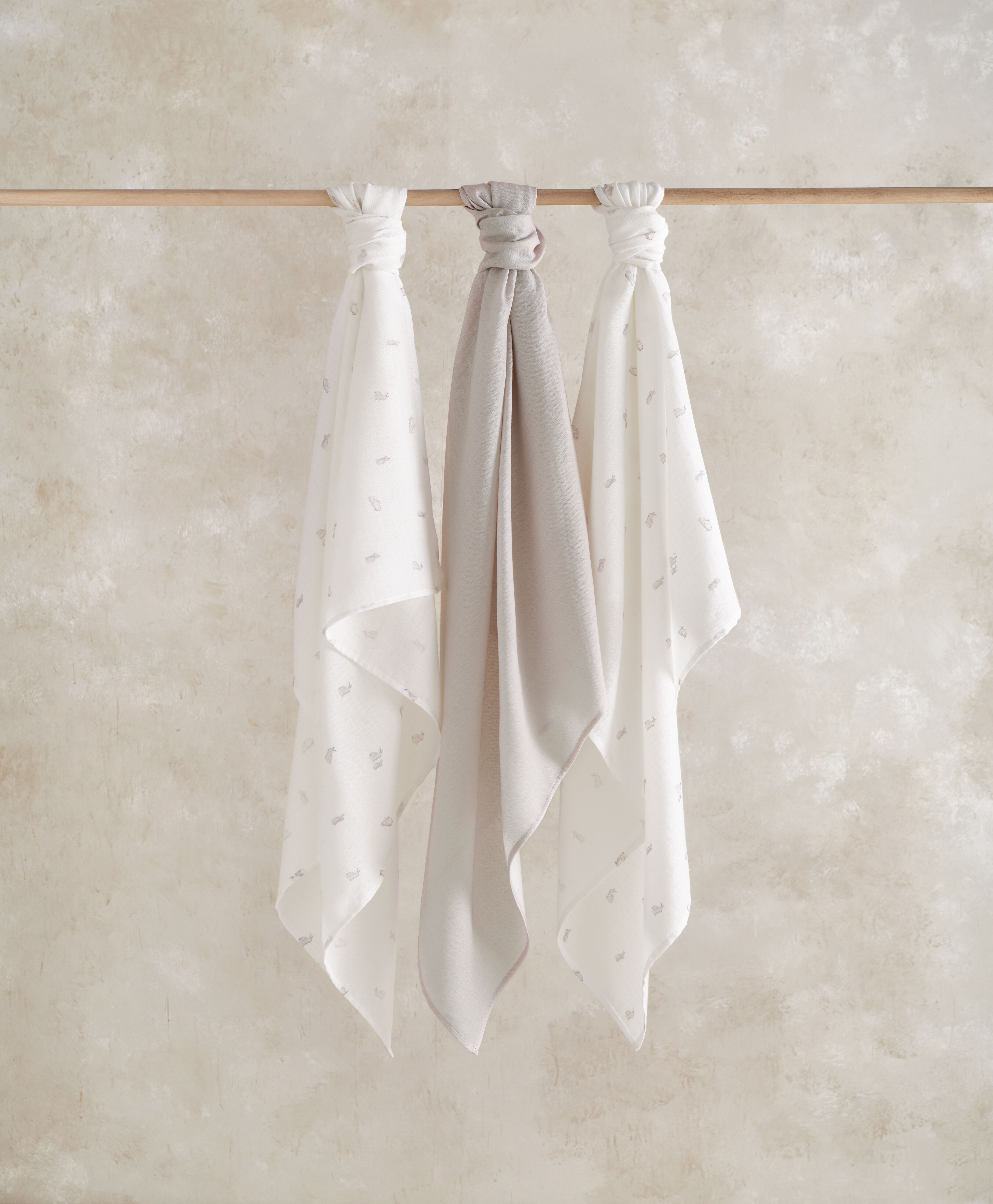 طقم مربعات موسلين كبيرة مزينة بنقشة أرنب، 3 قطع