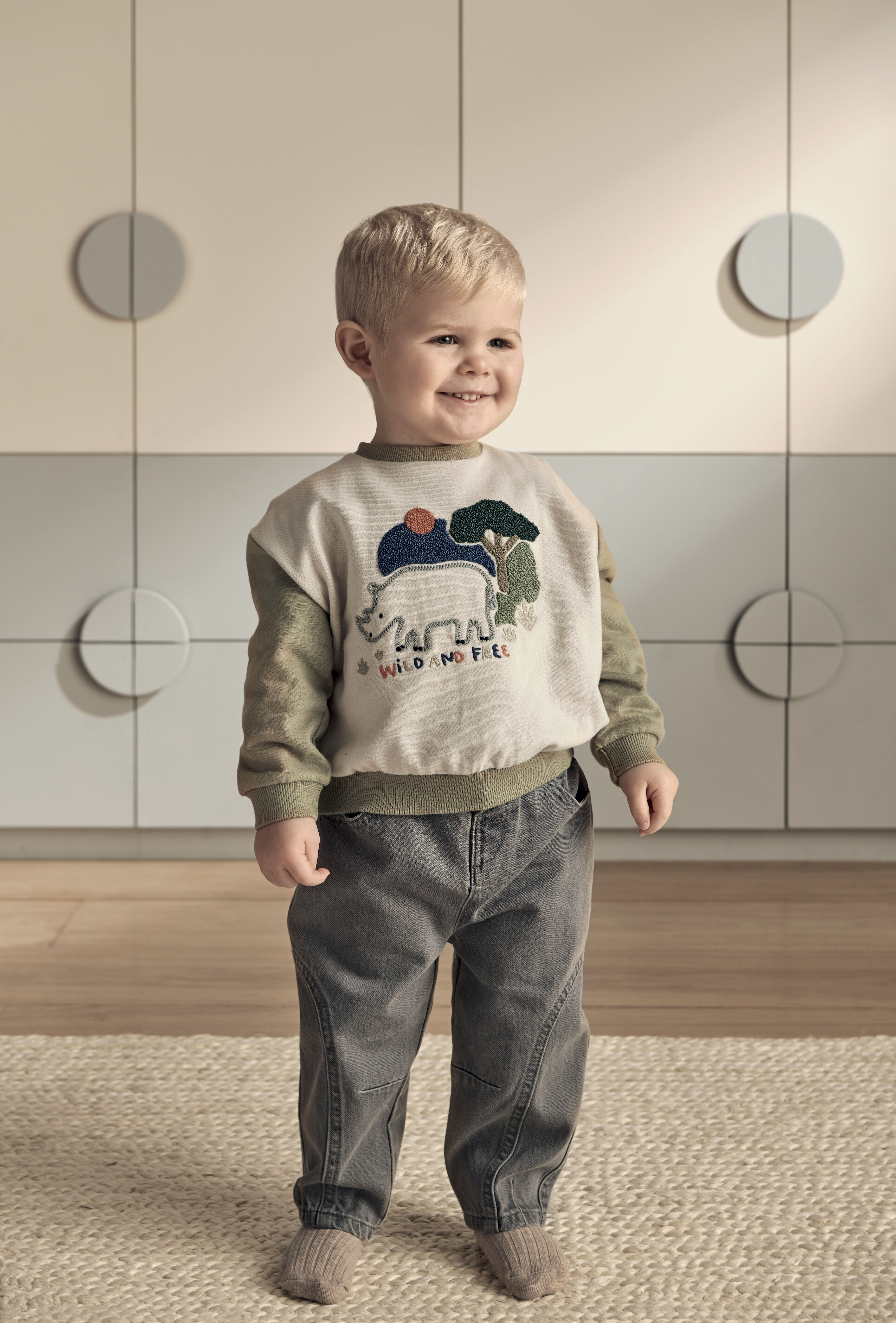 سويت شيرت بنقشة وايلد اند فري image number 1