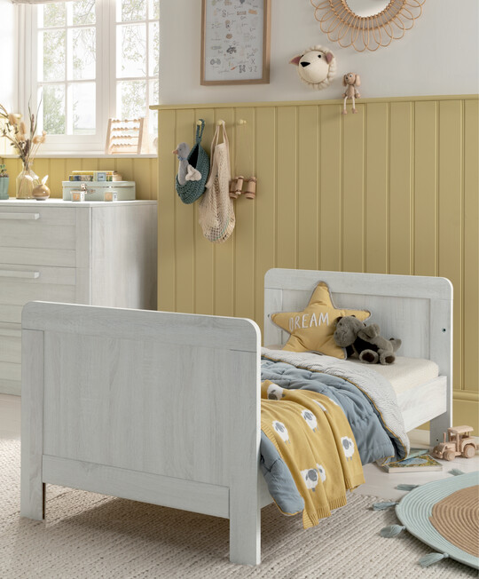 Atlas Cot/Toddler Bed - White Atlas Cot/Toddler Bed - White image number 2