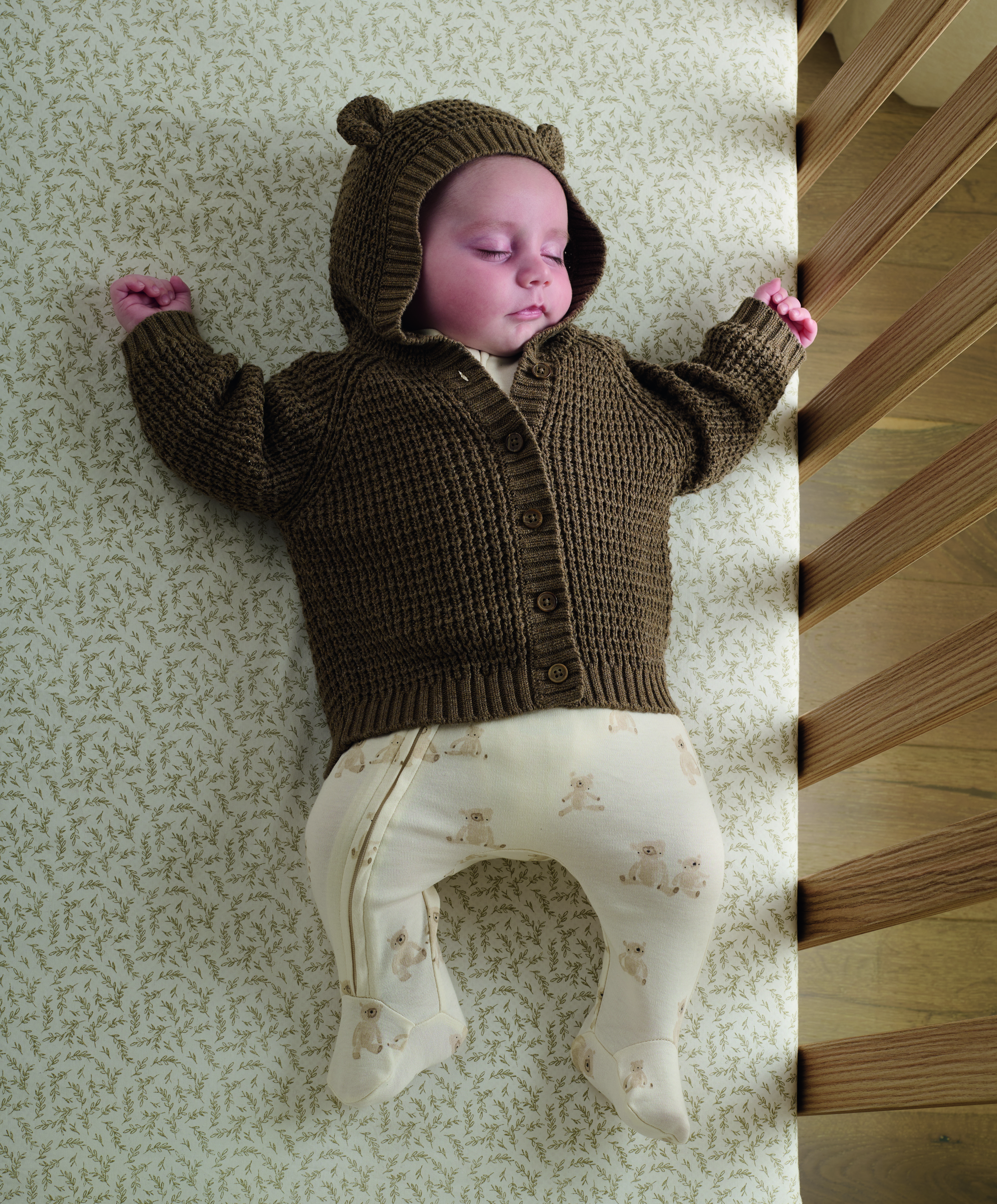 كارديغان بغطاء رأس - بني image number 4