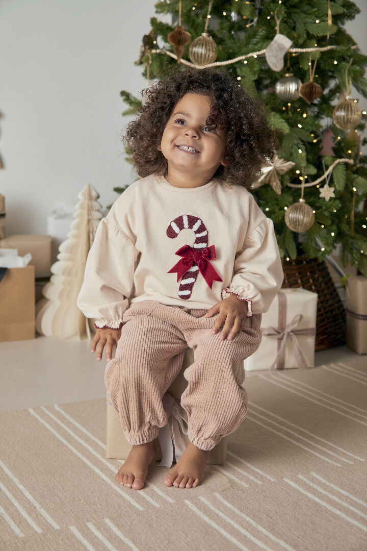 كنزة بنقشة حلوى بإصدار للكريسماس image number 2